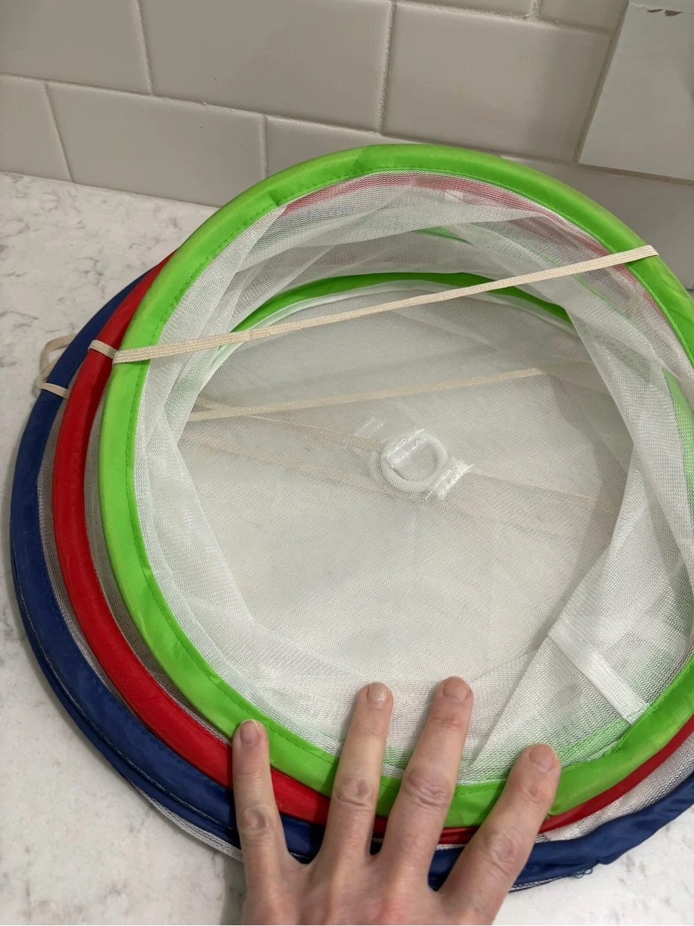 Pop-Up Mesh Food Covers (Green, Red, Blue) - Brand Unspecified